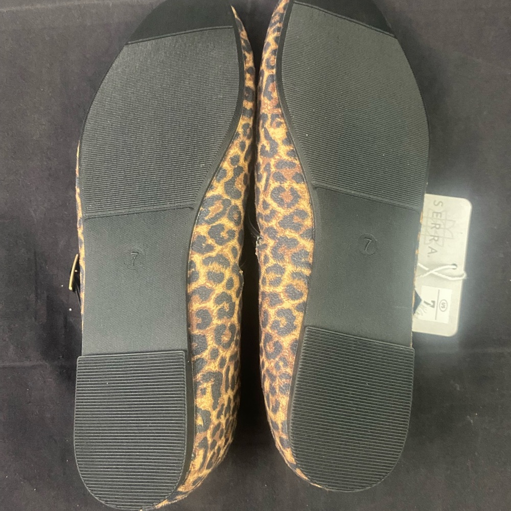 Serra Leopard Print Mary Jane Flats Ladies size 7 - Picture 7 of 10
